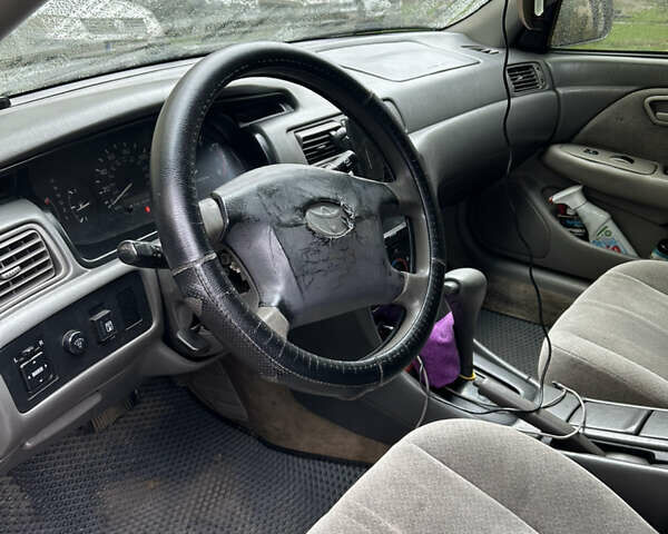 Серый Тойота Камри, объемом двигателя 2.2 л и пробегом 400 тыс. км за 2900 $, фото 5 на Automoto.ua