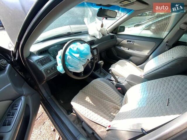 Серый Тойота Камри, объемом двигателя 2.2 л и пробегом 240 тыс. км за 1450 $, фото 5 на Automoto.ua