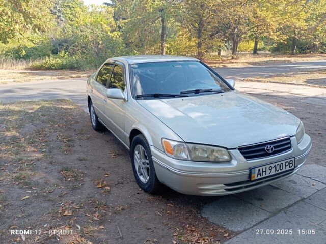 Сірий Тойота Камрі, об'ємом двигуна 2.2 л та пробігом 385 тис. км за 3900 $, фото 10 на Automoto.ua