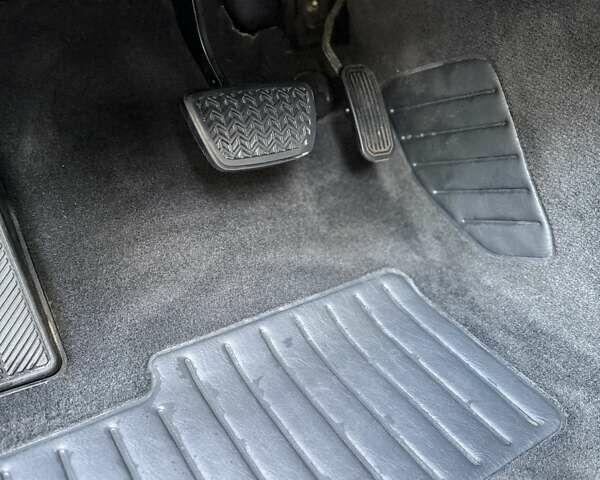 Сірий Тойота Камрі, об'ємом двигуна 3 л та пробігом 215 тис. км за 6800 $, фото 28 на Automoto.ua