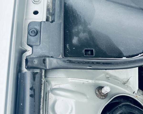 Сірий Тойота Камрі, об'ємом двигуна 2.4 л та пробігом 216 тис. км за 5999 $, фото 48 на Automoto.ua