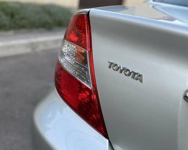 Сірий Тойота Камрі, об'ємом двигуна 3 л та пробігом 215 тис. км за 6800 $, фото 51 на Automoto.ua