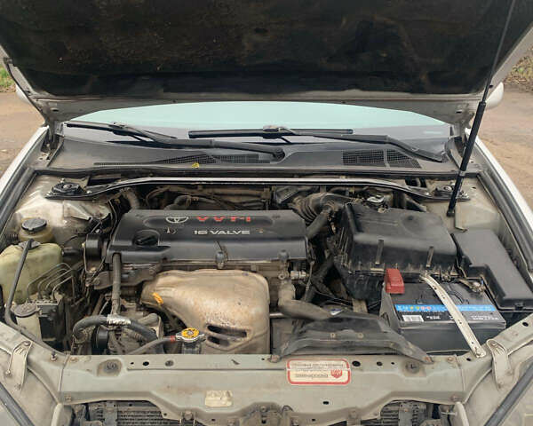 Сірий Тойота Камрі, об'ємом двигуна 2.4 л та пробігом 432 тис. км за 4600 $, фото 11 на Automoto.ua