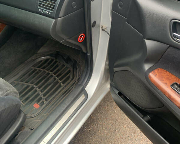 Сірий Тойота Камрі, об'ємом двигуна 2.4 л та пробігом 432 тис. км за 4600 $, фото 19 на Automoto.ua