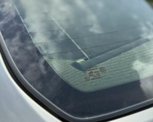 Сірий Тойота Камрі, об'ємом двигуна 3 л та пробігом 215 тис. км за 6800 $, фото 46 на Automoto.ua