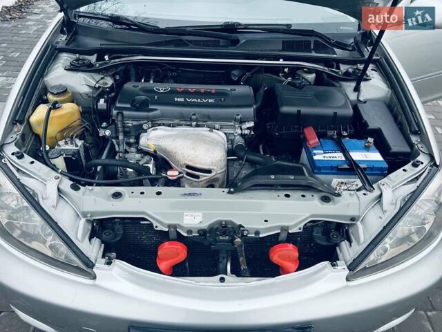 Сірий Тойота Камрі, об'ємом двигуна 2.4 л та пробігом 216 тис. км за 5999 $, фото 47 на Automoto.ua