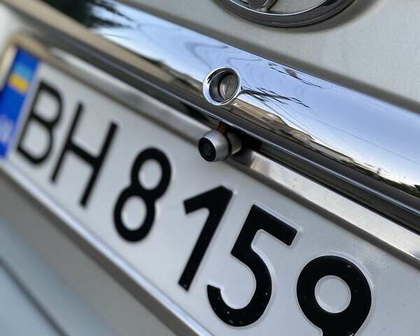 Сірий Тойота Камрі, об'ємом двигуна 3 л та пробігом 215 тис. км за 6800 $, фото 53 на Automoto.ua