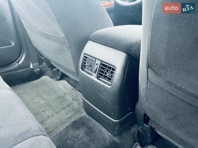 Сірий Тойота Камрі, об'ємом двигуна 2.4 л та пробігом 216 тис. км за 5999 $, фото 44 на Automoto.ua