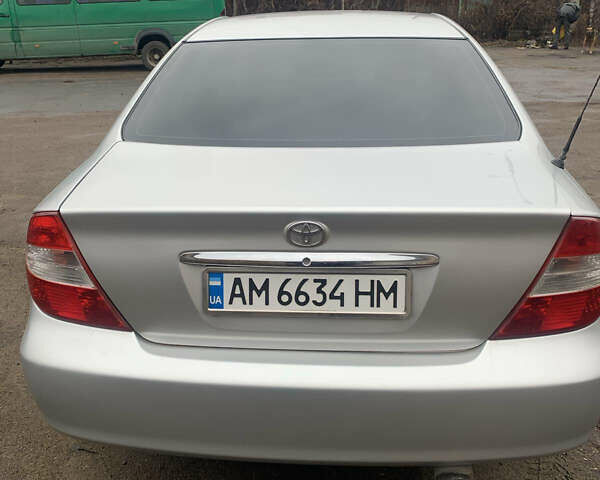 Сірий Тойота Камрі, об'ємом двигуна 2.4 л та пробігом 432 тис. км за 4600 $, фото 5 на Automoto.ua