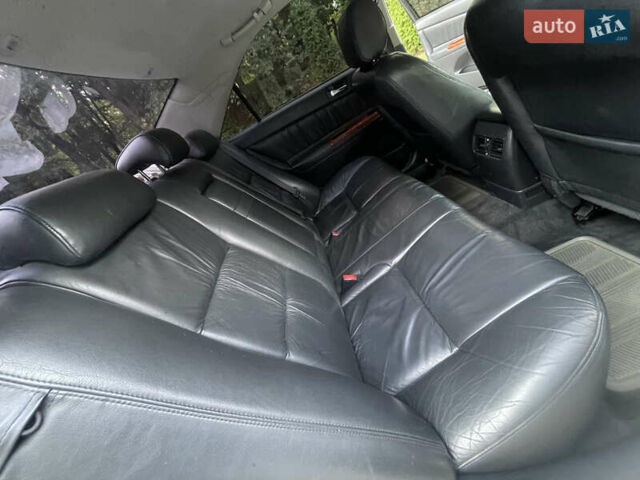 Серый Тойота Камри, объемом двигателя 3 л и пробегом 240 тыс. км за 6250 $, фото 28 на Automoto.ua