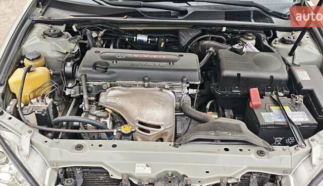 Серый Тойота Камри, объемом двигателя 2.36 л и пробегом 260 тыс. км за 6500 $, фото 14 на Automoto.ua