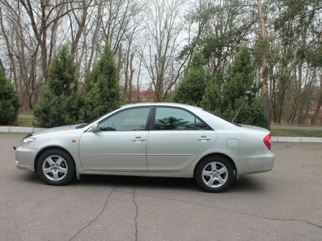 Серый Тойота Камри, объемом двигателя 2.4 л и пробегом 375 тыс. км за 5550 $, фото 7 на Automoto.ua