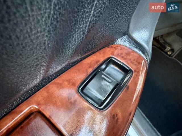 Серый Тойота Камри, объемом двигателя 2.4 л и пробегом 257 тыс. км за 5400 $, фото 20 на Automoto.ua