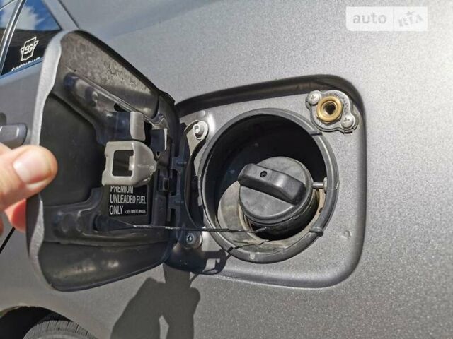 Серый Тойота Камри, объемом двигателя 3 л и пробегом 406 тыс. км за 5500 $, фото 14 на Automoto.ua