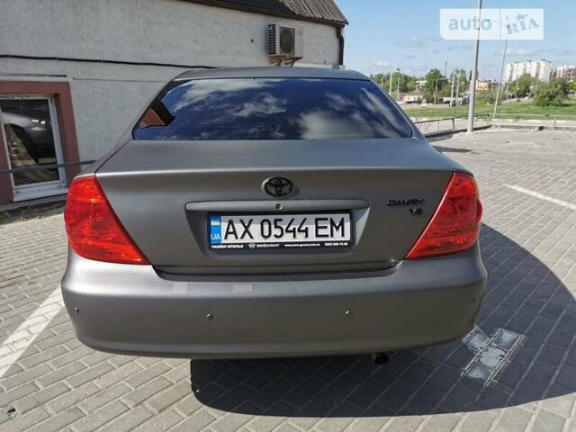 Серый Тойота Камри, объемом двигателя 3 л и пробегом 406 тыс. км за 5500 $, фото 5 на Automoto.ua