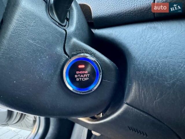 Серый Тойота Камри, объемом двигателя 2.4 л и пробегом 257 тыс. км за 5400 $, фото 27 на Automoto.ua