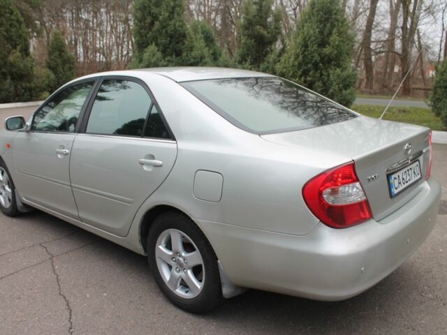 Серый Тойота Камри, объемом двигателя 2.4 л и пробегом 375 тыс. км за 5550 $, фото 6 на Automoto.ua