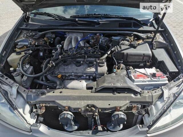 Серый Тойота Камри, объемом двигателя 3 л и пробегом 406 тыс. км за 5500 $, фото 15 на Automoto.ua