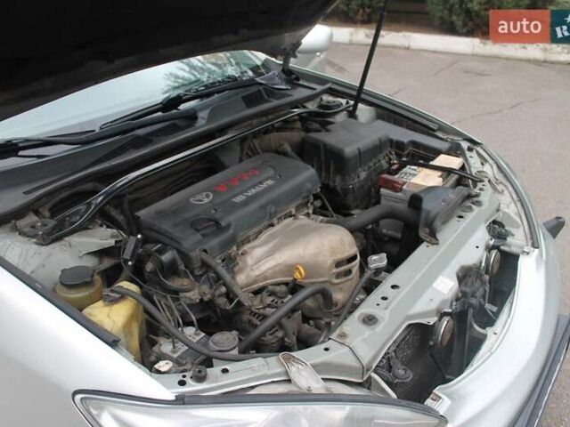 Серый Тойота Камри, объемом двигателя 2.4 л и пробегом 375 тыс. км за 5500 $, фото 15 на Automoto.ua