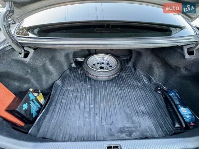 Серый Тойота Камри, объемом двигателя 2.4 л и пробегом 257 тыс. км за 5400 $, фото 15 на Automoto.ua
