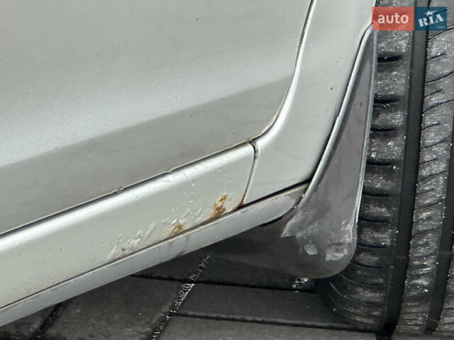 Серый Тойота Камри, объемом двигателя 3 л и пробегом 205 тыс. км за 4500 $, фото 6 на Automoto.ua