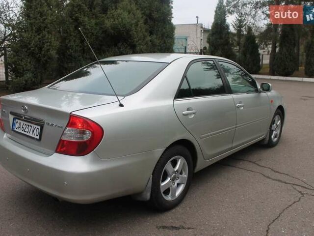 Серый Тойота Камри, объемом двигателя 2.4 л и пробегом 375 тыс. км за 5500 $, фото 3 на Automoto.ua