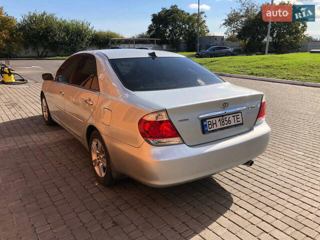 Сірий Тойота Камрі, об'ємом двигуна 2.36 л та пробігом 265 тис. км за 4800 $, фото 3 на Automoto.ua