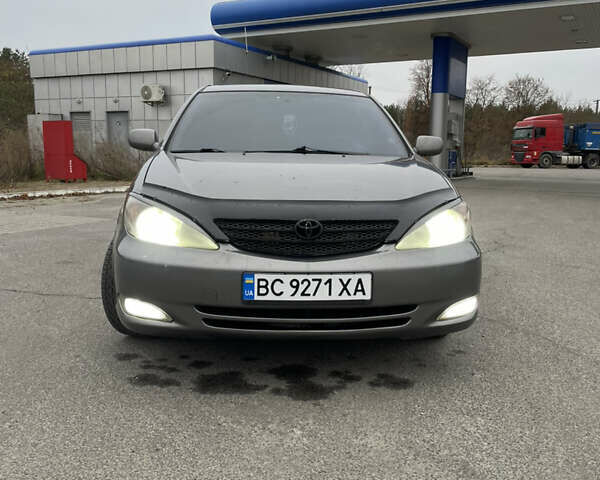 Сірий Тойота Камрі, об'ємом двигуна 3 л та пробігом 384 тис. км за 5500 $, фото 9 на Automoto.ua