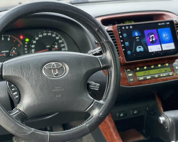 Сірий Тойота Камрі, об'ємом двигуна 3 л та пробігом 384 тис. км за 5500 $, фото 43 на Automoto.ua