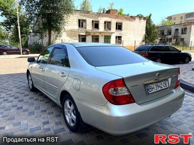 Серый Тойота Камри, объемом двигателя 3 л и пробегом 280 тыс. км за 6100 $, фото 3 на Automoto.ua