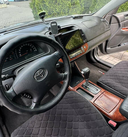 Серый Тойота Камри, объемом двигателя 3 л и пробегом 417 тыс. км за 8000 $, фото 16 на Automoto.ua