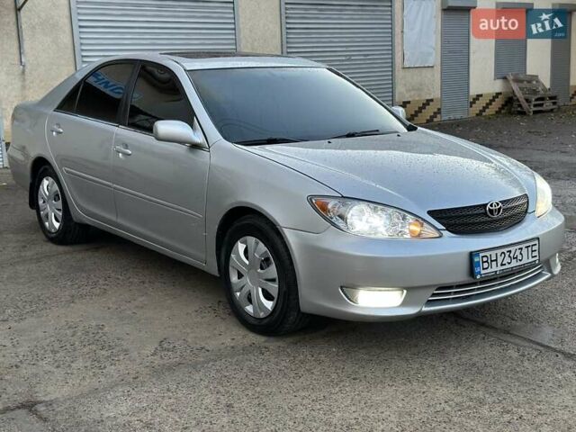 Серый Тойота Камри, объемом двигателя 2.36 л и пробегом 300 тыс. км за 5200 $, фото 28 на Automoto.ua