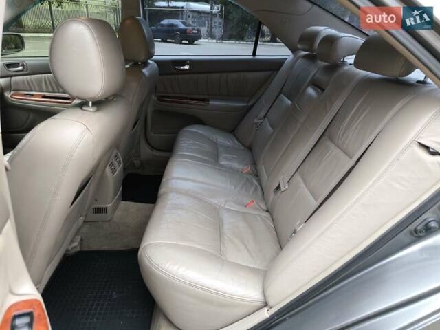 Сірий Тойота Камрі, об'ємом двигуна 3 л та пробігом 284 тис. км за 5700 $, фото 14 на Automoto.ua