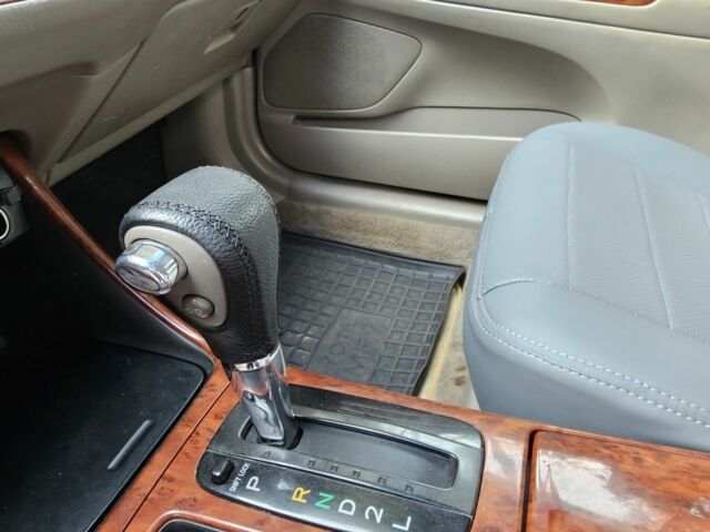 Серый Тойота Камри, объемом двигателя 3 л и пробегом 200 тыс. км за 3700 $, фото 17 на Automoto.ua