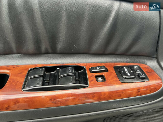 Сірий Тойота Камрі, об'ємом двигуна 3 л та пробігом 221 тис. км за 6300 $, фото 31 на Automoto.ua