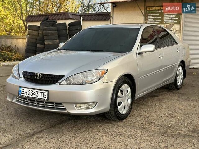 Серый Тойота Камри, объемом двигателя 2.36 л и пробегом 300 тыс. км за 5200 $, фото 15 на Automoto.ua