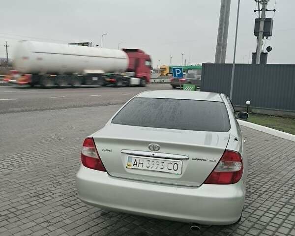 Серый Тойота Камри, объемом двигателя 2.4 л и пробегом 365 тыс. км за 5700 $, фото 3 на Automoto.ua