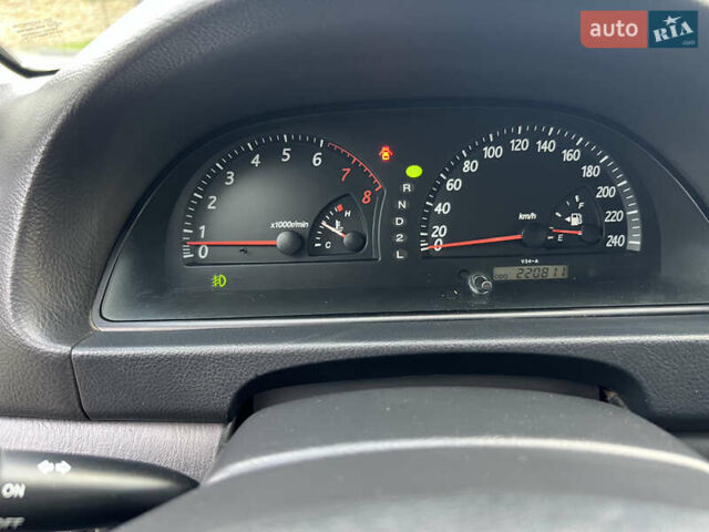 Сірий Тойота Камрі, об'ємом двигуна 3 л та пробігом 221 тис. км за 6300 $, фото 27 на Automoto.ua