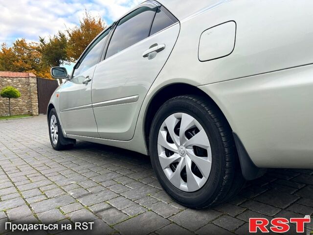 Серый Тойота Камри, объемом двигателя 3 л и пробегом 221 тыс. км за 6500 $, фото 6 на Automoto.ua