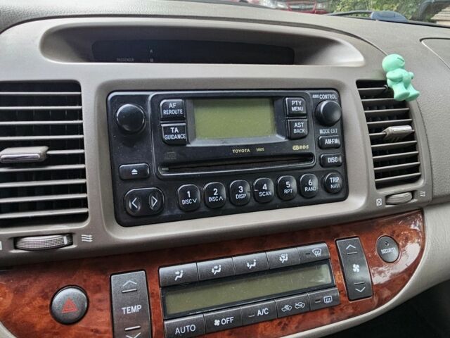 Серый Тойота Камри, объемом двигателя 3 л и пробегом 200 тыс. км за 3700 $, фото 18 на Automoto.ua