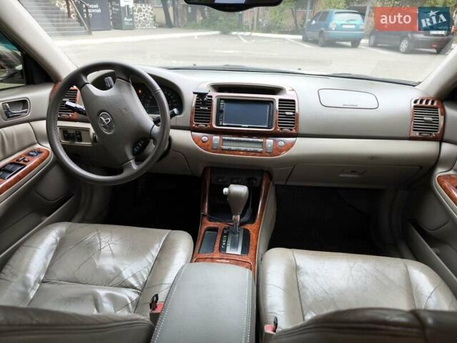 Сірий Тойота Камрі, об'ємом двигуна 3 л та пробігом 284 тис. км за 5700 $, фото 20 на Automoto.ua