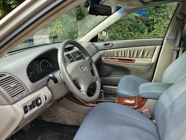 Серый Тойота Камри, объемом двигателя 3 л и пробегом 200 тыс. км за 3700 $, фото 15 на Automoto.ua