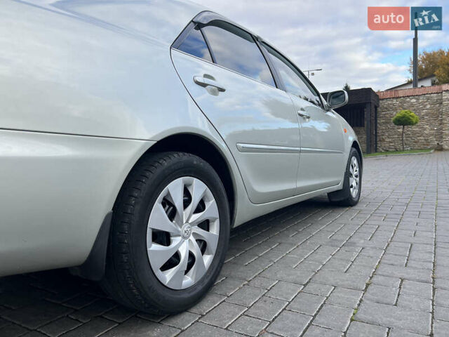 Сірий Тойота Камрі, об'ємом двигуна 3 л та пробігом 221 тис. км за 6300 $, фото 13 на Automoto.ua