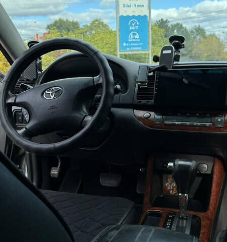 Серый Тойота Камри, объемом двигателя 3 л и пробегом 417 тыс. км за 8000 $, фото 19 на Automoto.ua