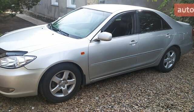 Тойота Камри 2003 в Харькове на Automoto.ua Серый Тойота Камри, объемом двигателя 3 л и пробегом 254 тыс. км за 7000 $, фото 1 на Automoto.ua