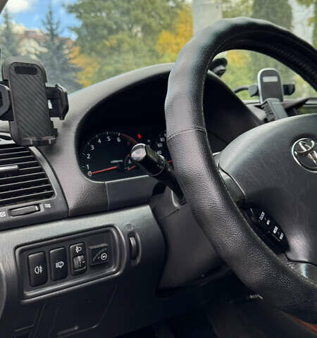 Серый Тойота Камри, объемом двигателя 3 л и пробегом 417 тыс. км за 8000 $, фото 17 на Automoto.ua