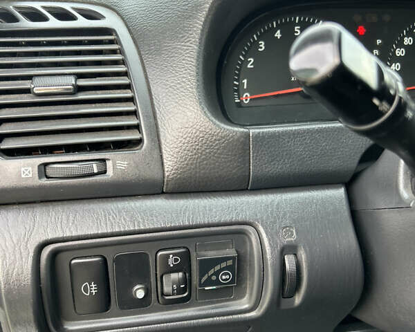 Серый Тойота Камри, объемом двигателя 3 л и пробегом 255 тыс. км за 6800 $, фото 23 на Automoto.ua