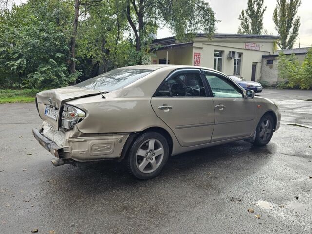 Серый Тойота Камри, объемом двигателя 3 л и пробегом 200 тыс. км за 3700 $, фото 3 на Automoto.ua