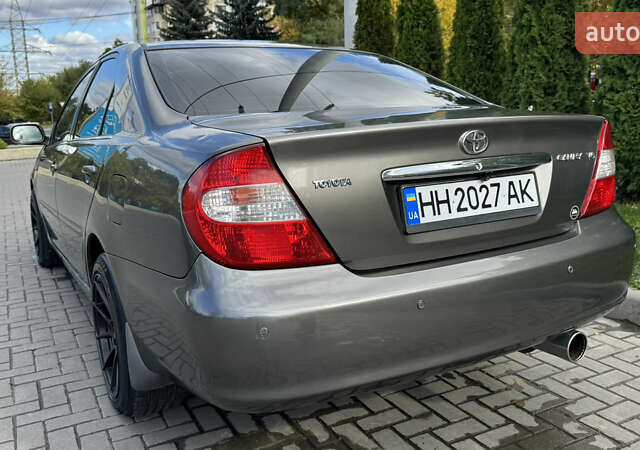 Серый Тойота Камри, объемом двигателя 3 л и пробегом 417 тыс. км за 8000 $, фото 7 на Automoto.ua