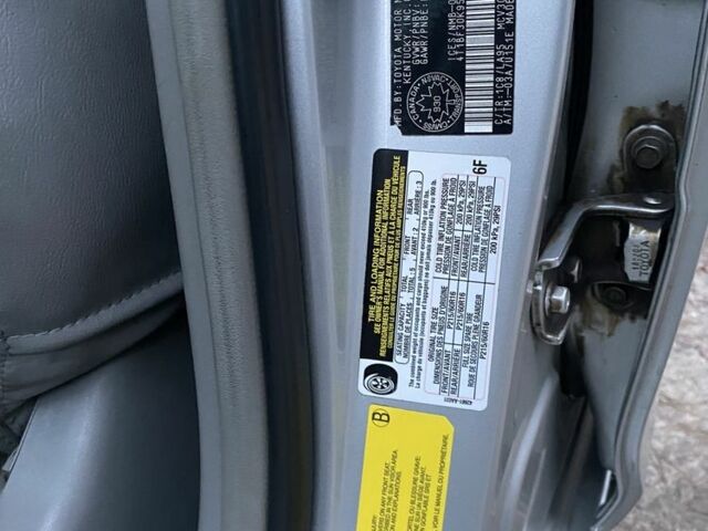 Серый Тойота Камри, объемом двигателя 3 л и пробегом 223 тыс. км за 4400 $, фото 10 на Automoto.ua